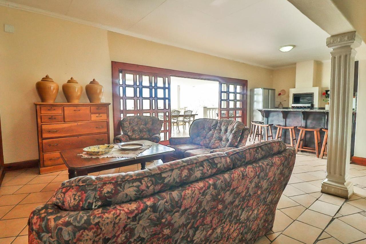 Croc River Lodge Komatipoort Exterior foto